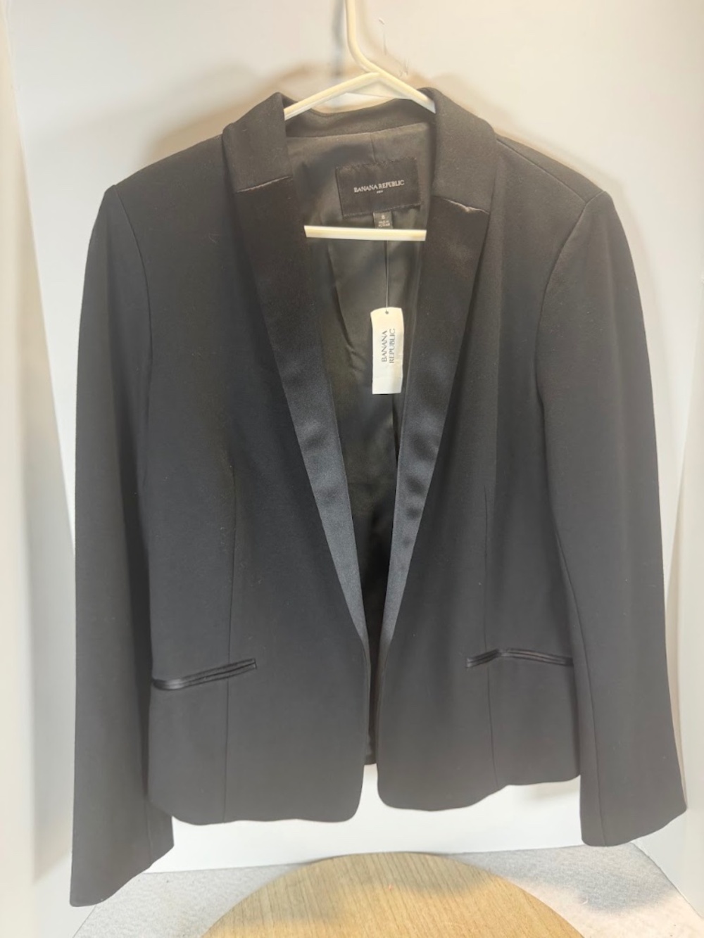 Banana Republic Womens Size 8 Black Tuxedo Blazer Satin Lapel Jacket NWT